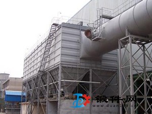內蒙古鄂爾多斯?jié)蓾欏仩t布袋除塵器