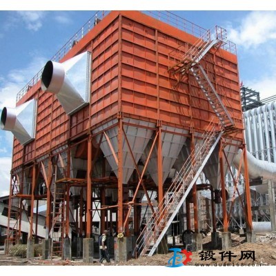 內(nèi)蒙古鄂爾多斯?jié)蓾櫵鄰S布袋除塵器脈沖袋式除塵器